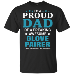 Glove Pairer Dad T-Shirt